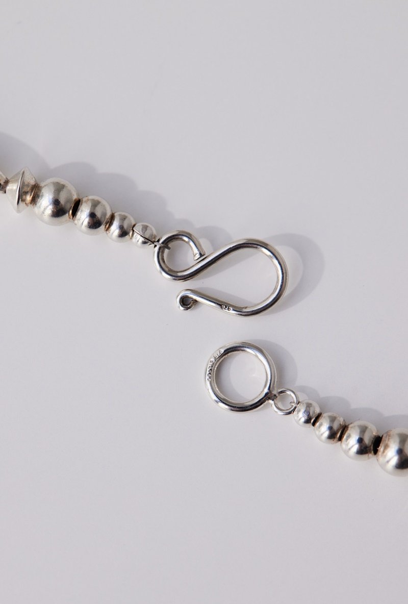 Silver beads bracelet