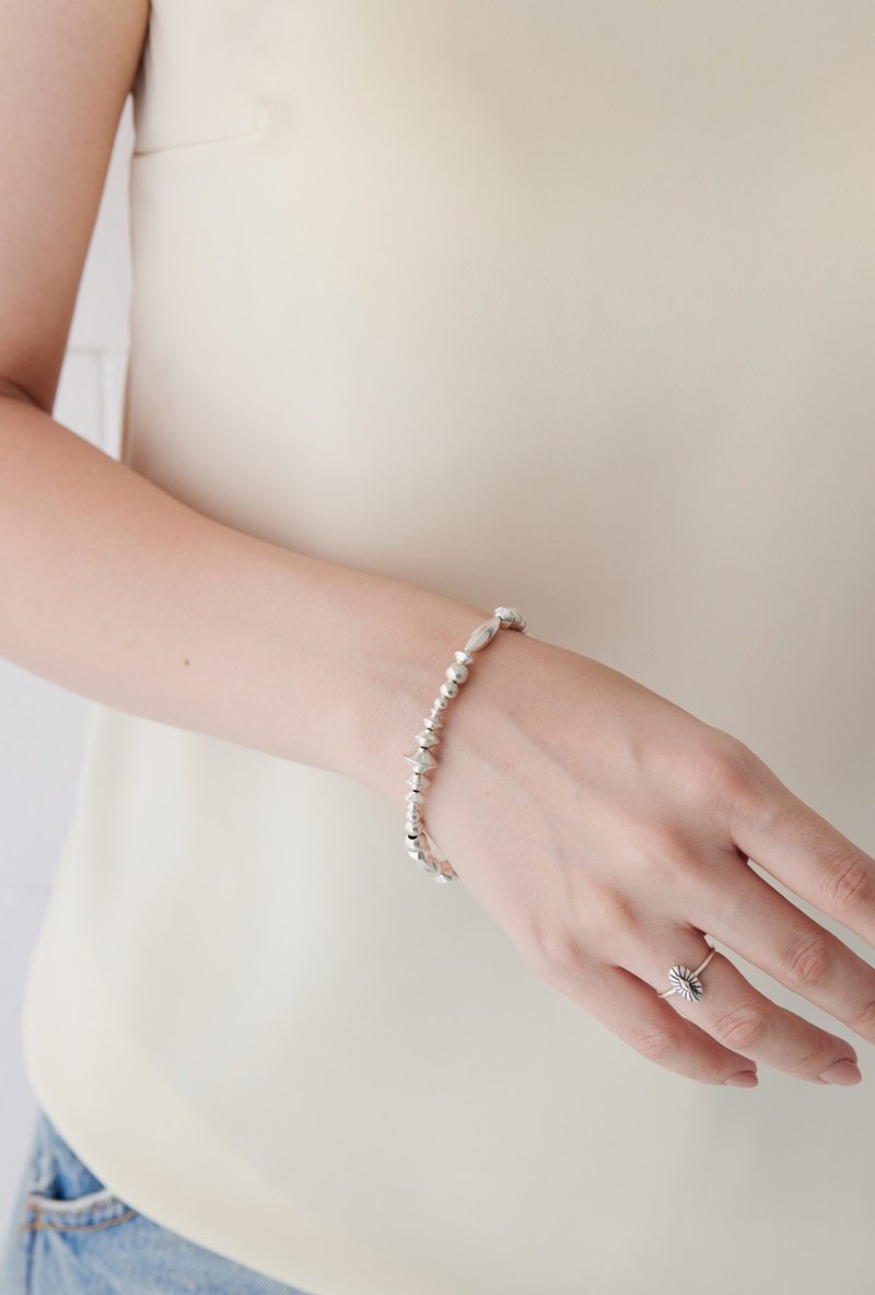 Silver beads bracelet