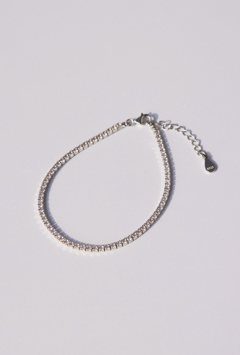 Classic Tennis bracelet