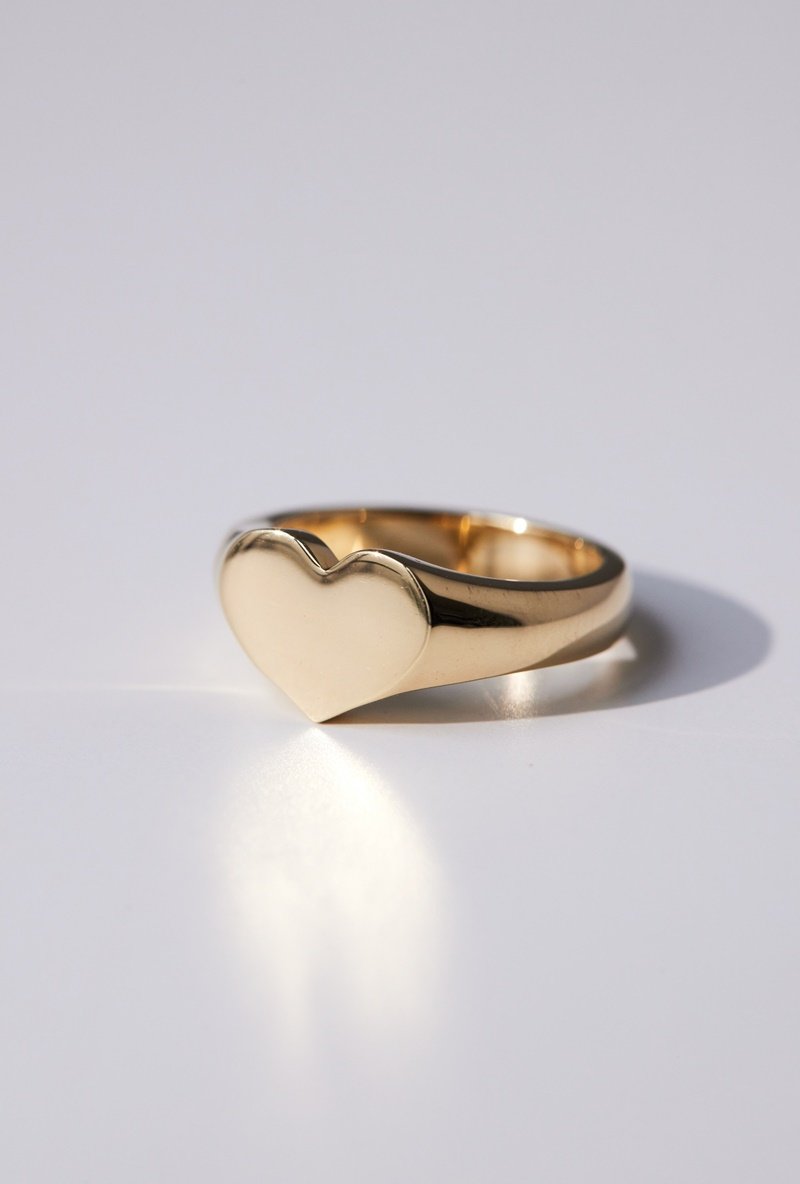 Heart signature ring mini
