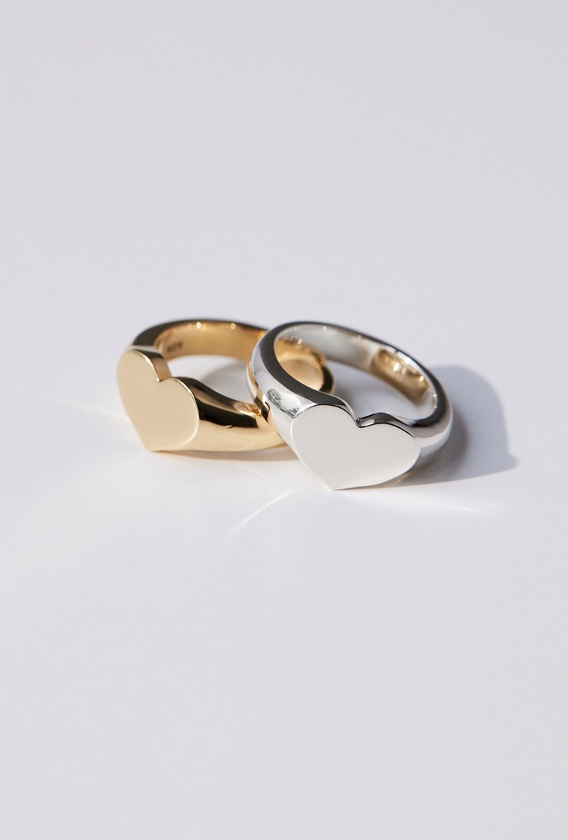 Heart signature ring mini