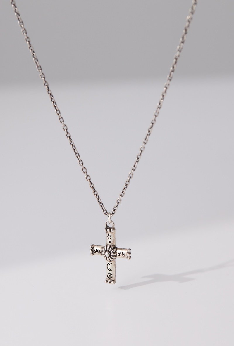 Stamp cross necklace(small)