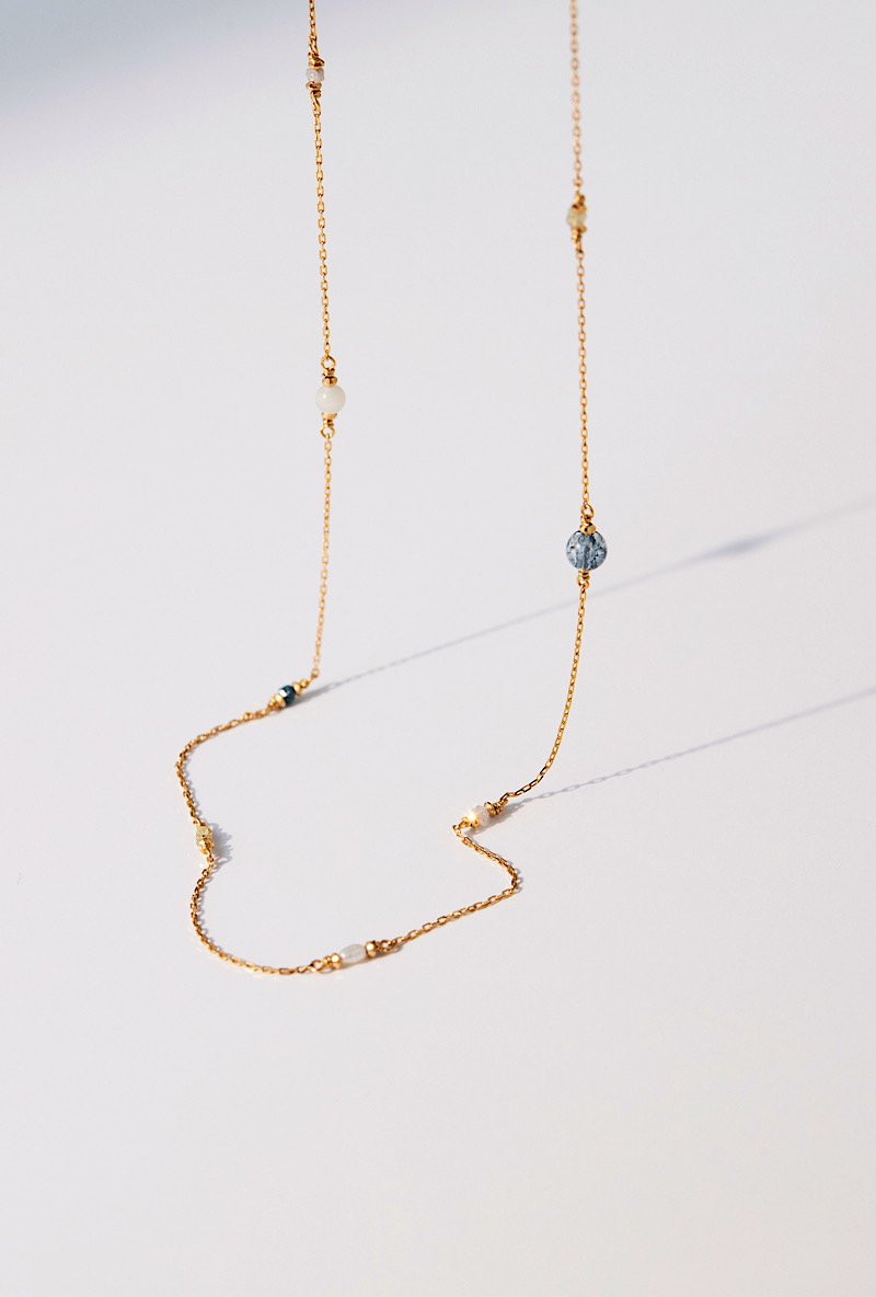 Diamond chip necklace